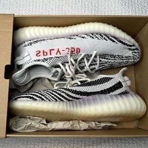 Yeezy Boost 350 V2